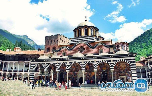 صومعه ریلا یکی از جاذبه های گردشگری بلغارستان به شمار می رود (تور ارزان بلغارستان)
